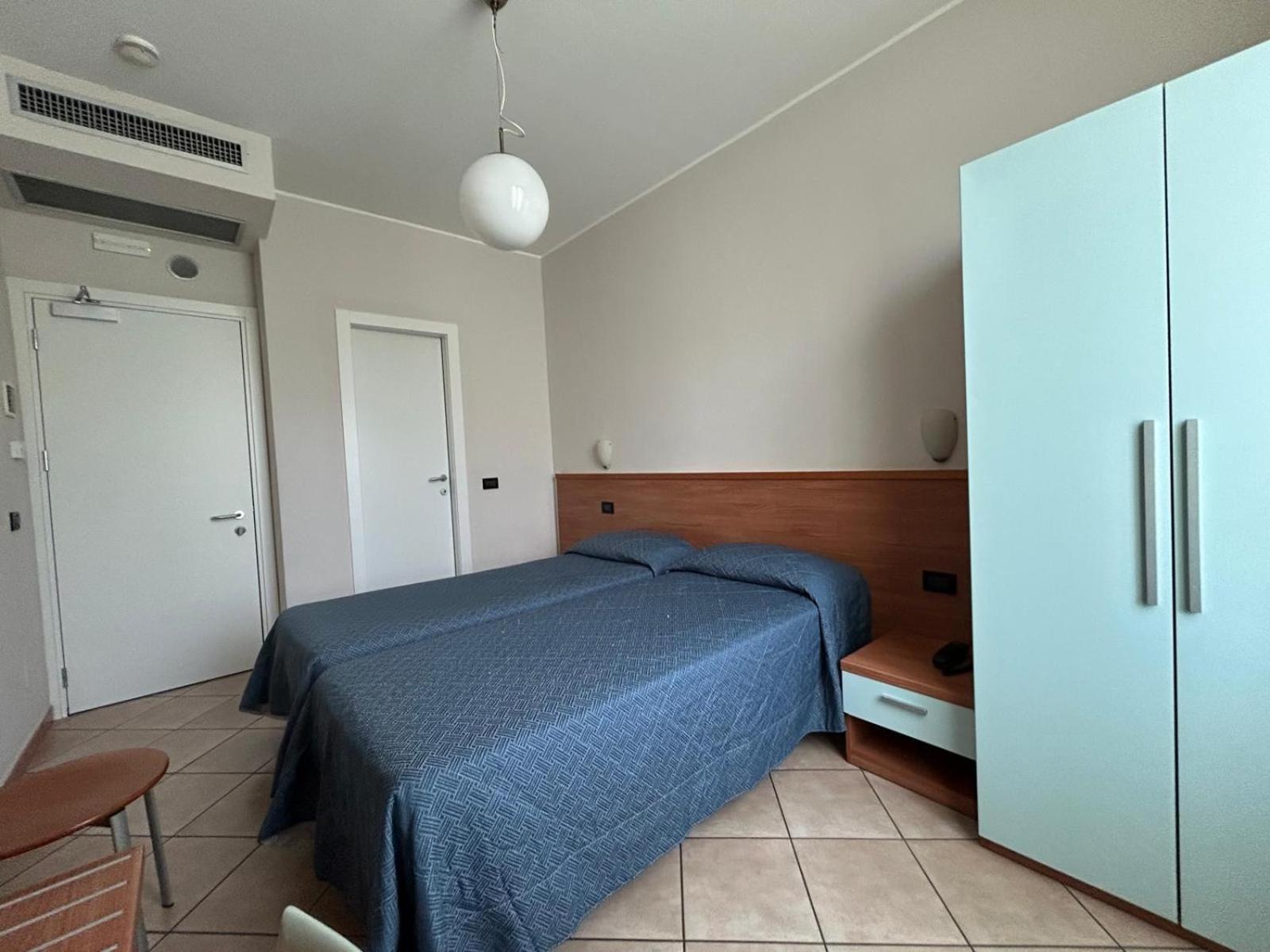 Salerno Hotel Milan